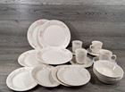 Corelle Blossoms In Lace Dinnerware Set 20 Pc Service For 4 Vintage Usa