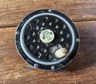 Vintage Pflueger Medalist 1495-1 2 Fly Fishing Reel In Used Condition W  Line