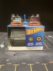 Hot Wheels Race Case Track Set With 2 Cars   Carrying Case  new