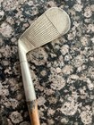 Antique Hickory Wood Shaft Hendry bishop 2 Iron Golf Club D0