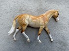 Pretty Peter Stone Model Horse    bow K    Glossy Dapple Palomino English Pony Sr