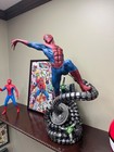Spiderman Sideshow Premium Format Statue