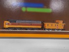 Z Scale marklin   88603   The Milwaukee Road Powered F7a Locomotive   Caboose lb