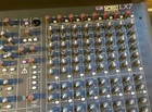 Soundcraft Spirit Lx7 24 Channel Analog Mixer  With Road Case