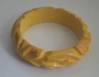 Carved Chunky Vintage Bakelite Bangle Bracelet Yellow Butterscotch Color