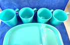 Set 4 Vtg Turquoise Blue Oblong Plastic Divided Picnic Plates   Gothamware Cups