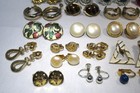 36 Pair Lot Of Vintage Clip Earrings All Wearable Etc11045