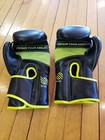 Sanabul Essential Gel  Adult 14 Oz  Mma Training Sparring Gloves Extremely Clean