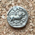 India   Mughal Empire   Hammered Silver Amulet Coin  charm  With Lion  E25274