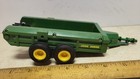 Toy Ertl John Deere Manure Spreader