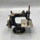 Vintage Antique Singer Sewhandy Model 20 Hand-cranked Cast Iron Child Machine