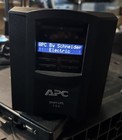 Apc Smart-ups 750va Tower Battery Backup Lcd 120v Smt750us