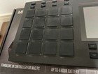 Akai Professional Mpc Live Black Standalone Music Production Center Sequencer