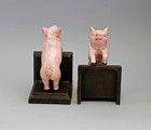 Colorful Pig Bookends Cast Iron Figurine 8x9x14cm 9937735