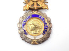 Original Wwii-era French M  daille Militaire  military Medal 