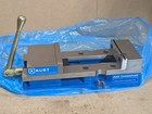 Kurt Precision Milling Machine Vise 6  Jaw Width 9  Opening Capacity Dx6