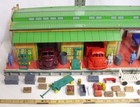 Marx Freight Terminal Tin Playset With Accessories 1950s Sharp