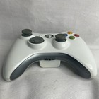 Microsoft Xbox 360 Official Wireless Controller White No Battery Pack batteries
