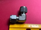 Nos Swagelok 316 Ss 90 Elbow Fitting 3 8  Tube X 3 8  Tube Stainless Steel