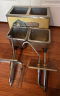 Vtg Apw Wyott Stainless Steel Ketsup Mustard Dispenser Wil s Hot Dog Shack
