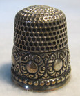  1292 Medallions Sterling Thimble- Goldsmith   Stern C1880 s  size 8 