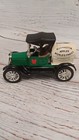 Vintage Diecast Metal 1918 Washington Apples Barrel Truck Coin Bank