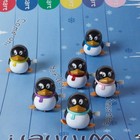Robin Reed H5 Christmas Holiday 6pc 13  Fun Racing Penguin Crackers 71806