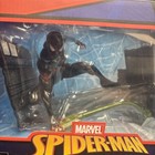Marvel Gallery Diorama Spiderman Miles Morales Figure Statue Pvc Diamond Select