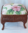 Vtg Wicker Footstool W  Hummingbird   Floral Wool Needlepoint Cushion 13 X 11   
