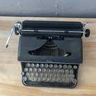 Vintage 1946 Royal Quiet De Luxe Portable Typewriter V nice Types Well W case