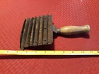 Civil War Era Y Curry Comb