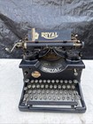 1915 Royal 10 Typewriter     Antique Vintage Model W  Glass Sides