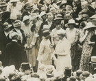 1934  Ap Photo  Queen Mary And The King  Entertain At Garden Party  Buckingham