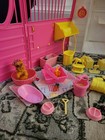 Vintage 1995 Barbie Feeding Fun Stable Playset Horse Trailer Accessories Mattel