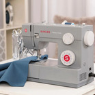 Singer Heavy Duty 4452 Sewing Machine With 32 Built-in Stitches
