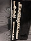 W t  Armstrong Model 104 Flute With Case Cleaning Rod Tested Used