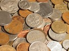 Five Pounds  roughly  500  -  World Coins Bulk Mixed Lot Foreign Coins   Tokens 