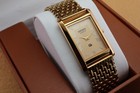 Vintage Seiko Slim Quartz Men s Wrist Watch Gold Dial With Gold Bracelet 