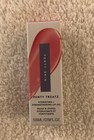 Fenty Skin    dragon Fruit    Treatz Hydrating  strenghting Lip Oil
