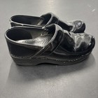 Dansko Clogs Black Shiny Shoes Women   s Size 38 Slip-on Leather Nursing