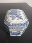 Vintage Chinese Chinoiserie Floral Porcelain Lidded Trinket Box Blue White Gift