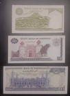 Pakistan Specimen Bank Notes   3  Governor Ishrat Hussain Year 2000  Unc  3 