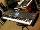 Must See    Korg Kronos 88 Fully Inspected serviced And In Amazing Condition 