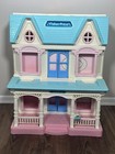 Vintage 1993 Fisher Price  4600  Loving Family Dream Folding Doll House 6364