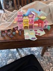 Littlest Pet Shop Lps Playset House W  Assorted Mini Pet Figures Lot