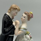 Vtg Porcelain Bride And Groom Figurine cake Topper