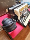 Beautiful Vintage Larenti Custom Built Hand Tuned Accordian Central Acadamy Nice
