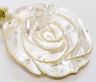 Lee Sands Necklace Rose Mother Of Pearl Beaded Pendant 569