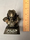 Alien Vs Predator Avp Mini Statue Figurine 2004 Resin Tcfhe