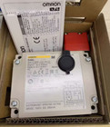 New One Omron D4bl-2cra Guard Lock Safety-door Switch D4bl2cra 
